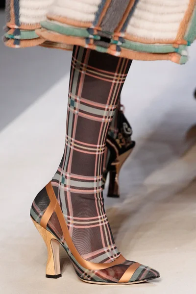 Look 79
